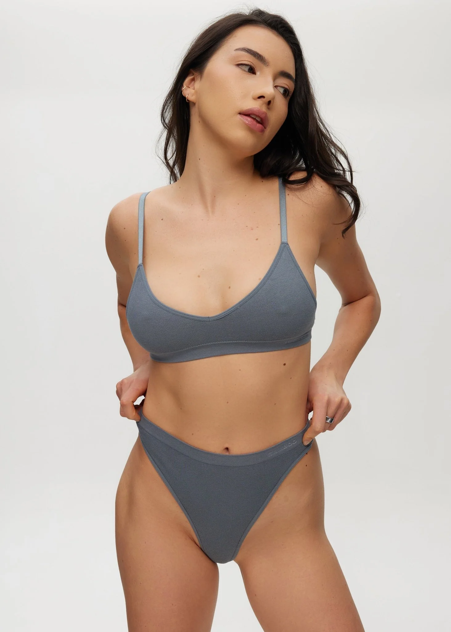 Seamless High Waisted Rib Thong - Image 9